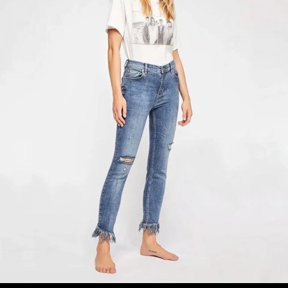 Free People Great Heights Skinny Jeans Frayed Hem Blue Size 27